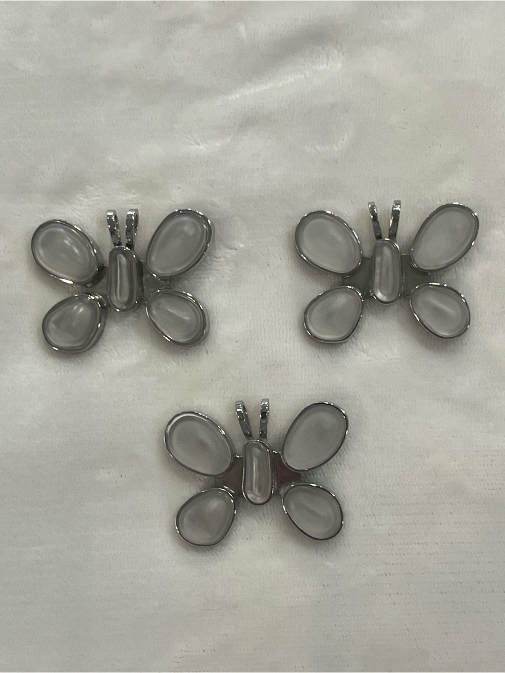 Rebecca Collins Signed SilverTone Frosted Lucite Butterfly Brooch Pendant Clips